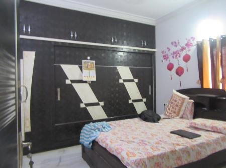 2) Li id : 144 - Master Bedroom.JPG